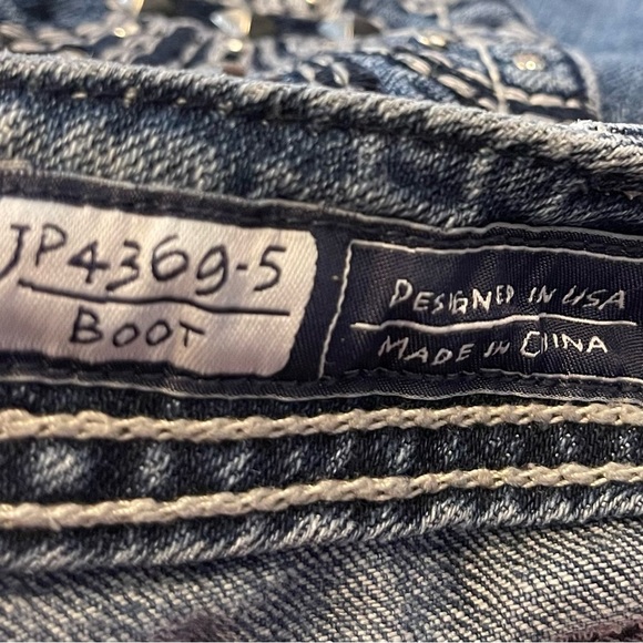 Miss Me women jeans Modelo style bootcut size 27 med Wash Distressed Blue Denim - Picture 10 of 14